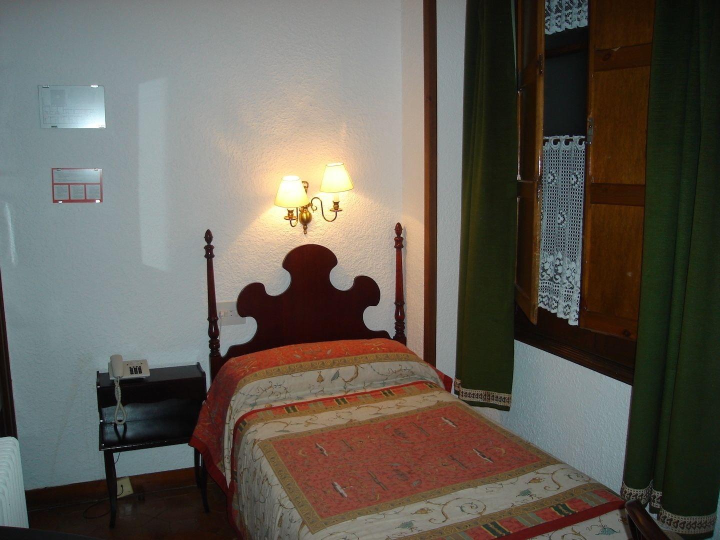 Conde Aznar Hotell Jaca Exteriör bild