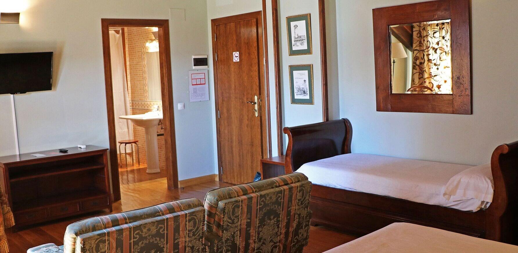 Conde Aznar Hotell Jaca Exteriör bild