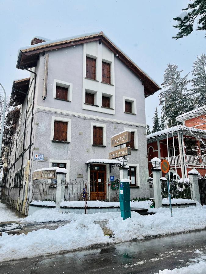 Conde Aznar Hotell Jaca Exteriör bild