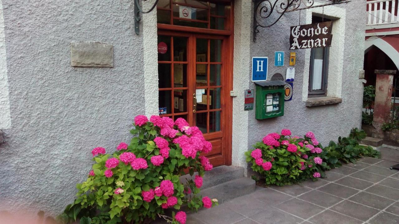 Conde Aznar Hotell Jaca Exteriör bild